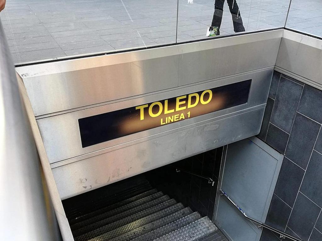 Il Vicoletto A Toledo Hotel Napoli Ngoại thất bức ảnh